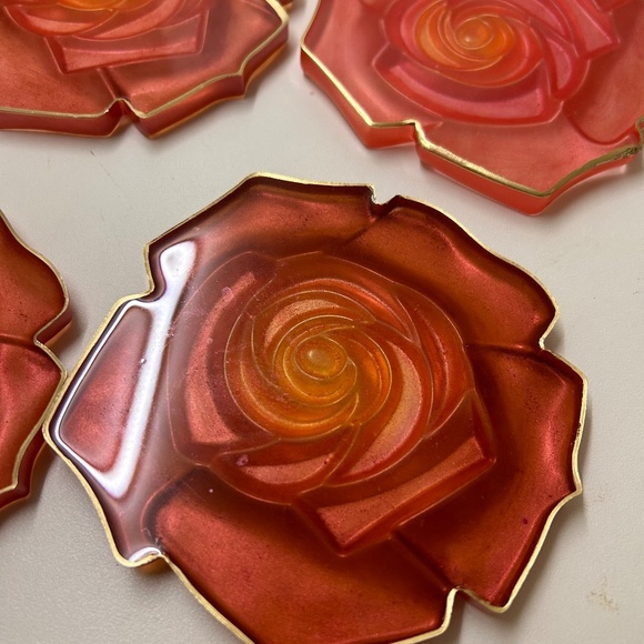 Resin rose coasters set of 3 - Picture 7 of 12